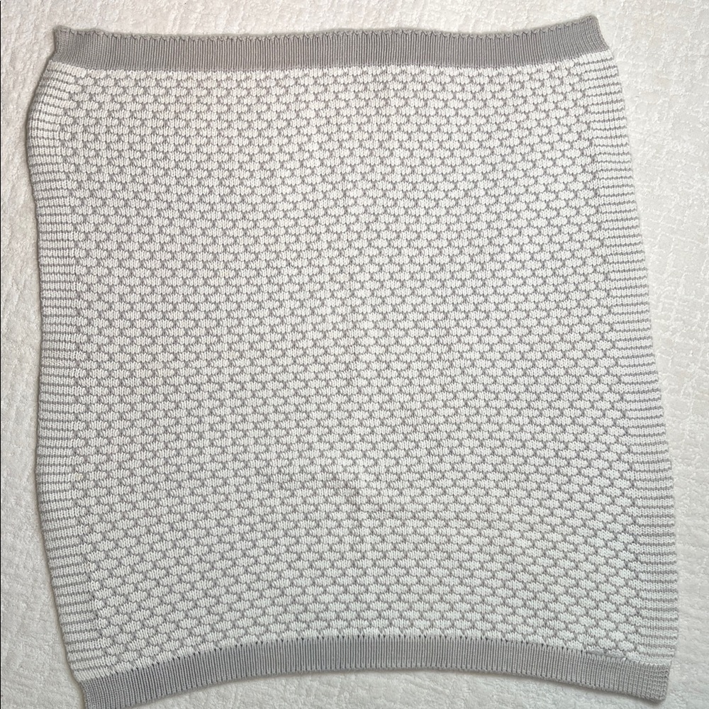 Pottery Barn Kids neutral knit sweater blanket 30x40 rectangle nursery bedding